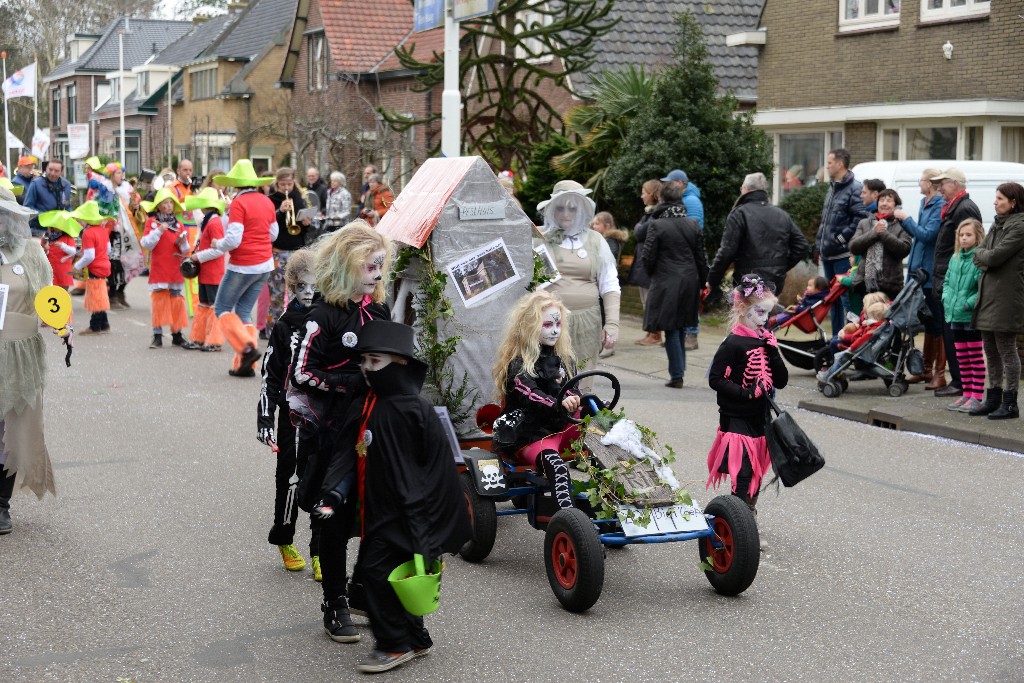 ../Images/Kinderoptocht 2016 045.jpg